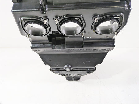 2020 Triumph Daytona 765 Moto2 Air Box Cleaner Breather Set T2209874 {{ shop.shopifyCountryName }} - Mototech271