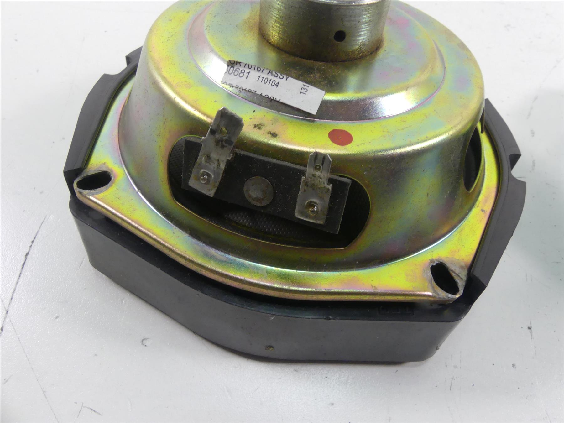 2005 Harley Touring CVO FLHTC SE Electra Glide Front Speaker Set 77178-01 {{ shop.shopifyCountryName }} - Mototech271