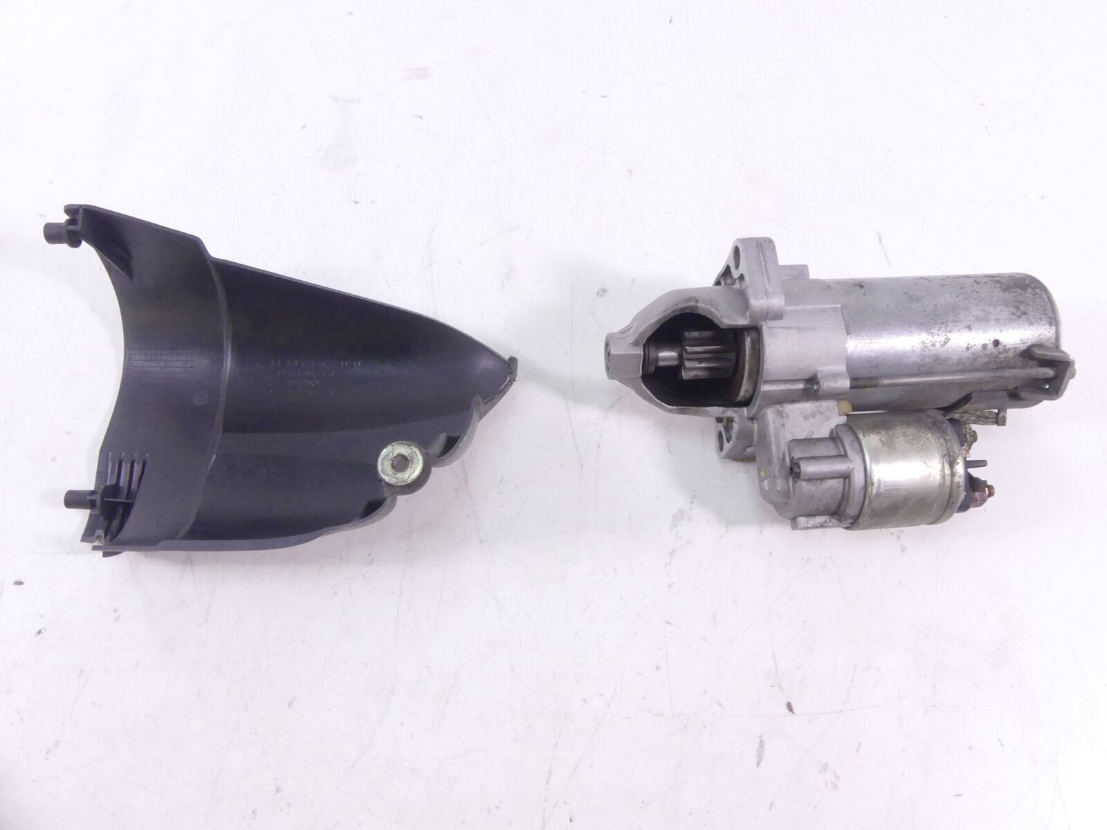 2005 BMW R1200GS K25 Valeo Engine Starter Motor + Cover  2306140 11147673091