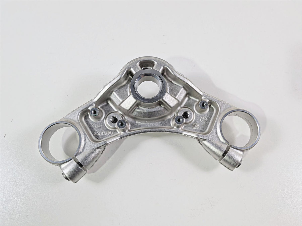 2023 BMW R nineT Scrambler K23 Upper Triple Tree Steering Clamp 31428558709 {{ shop.shopifyCountryName }} - Mototech271