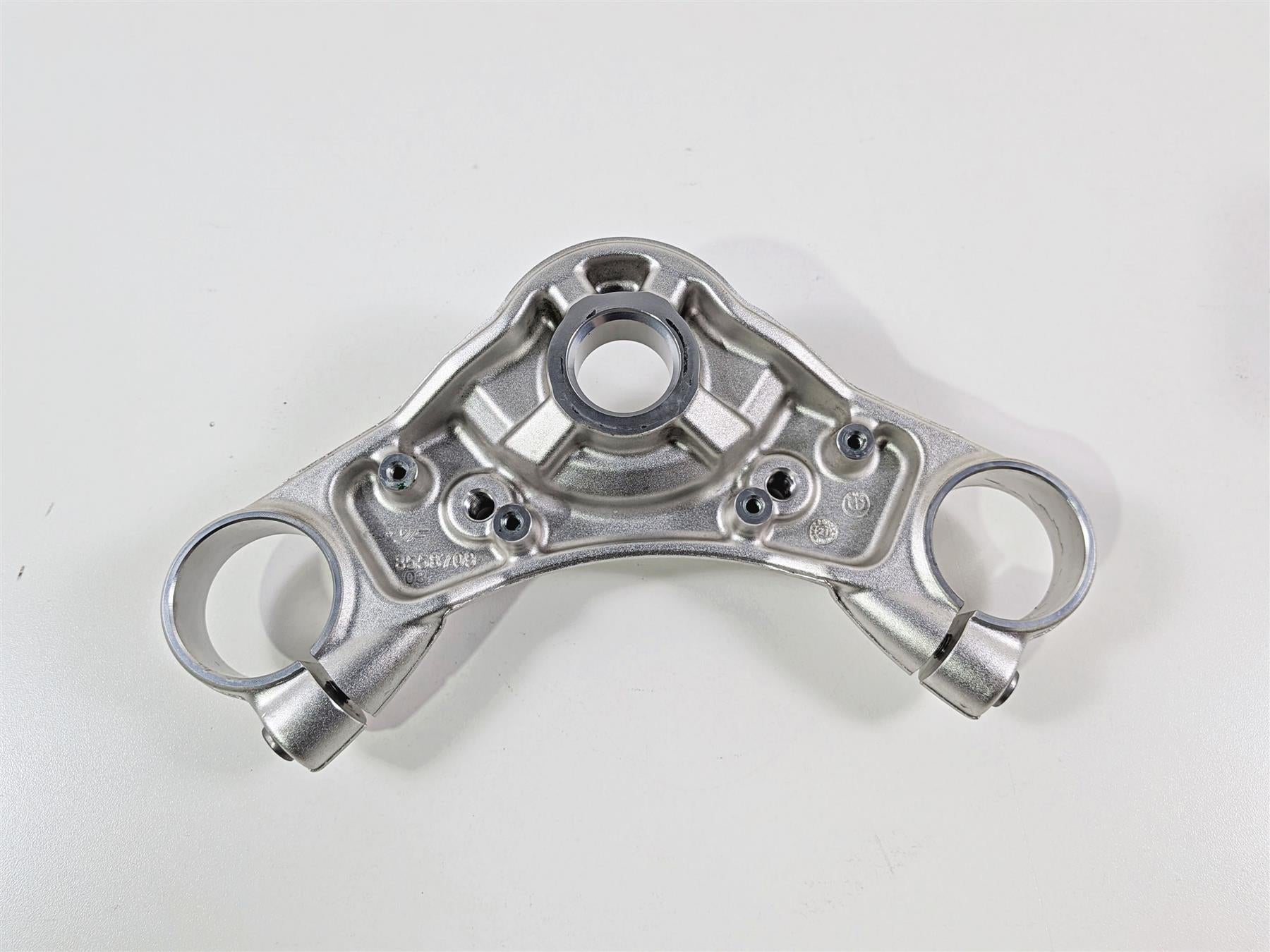 2023 BMW R nineT Scrambler K23 Upper Triple Tree Steering Clamp 31428558709 {{ shop.shopifyCountryName }} - Mototech271