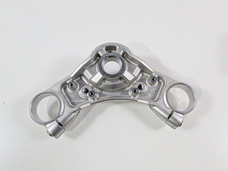 2023 BMW R nineT Scrambler K23 Upper Triple Tree Steering Clamp 31428558709 {{ shop.shopifyCountryName }} - Mototech271