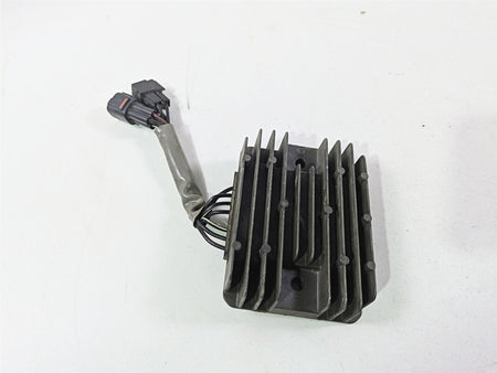 2006 Suzuki GSXR1000 K6 Voltage Regulator Rectifier 32800-41G00 32800-47H00 {{ shop.shopifyCountryName }} - Mototech271