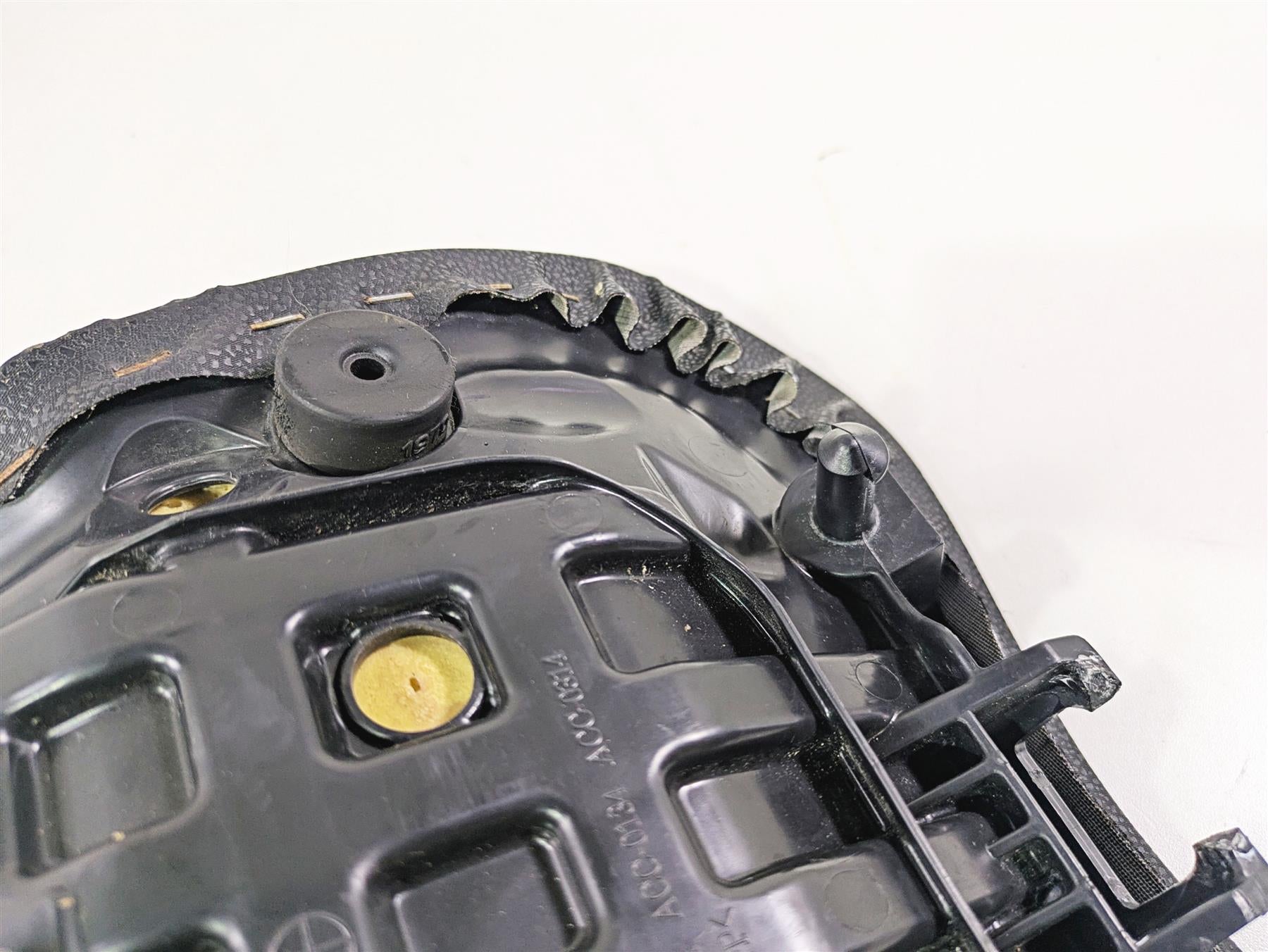 2020 Kawasaki Z900 ZR900 Front Driver Seat Saddle - Read 53066-0581 {{ shop.shopifyCountryName }} - Mototech271