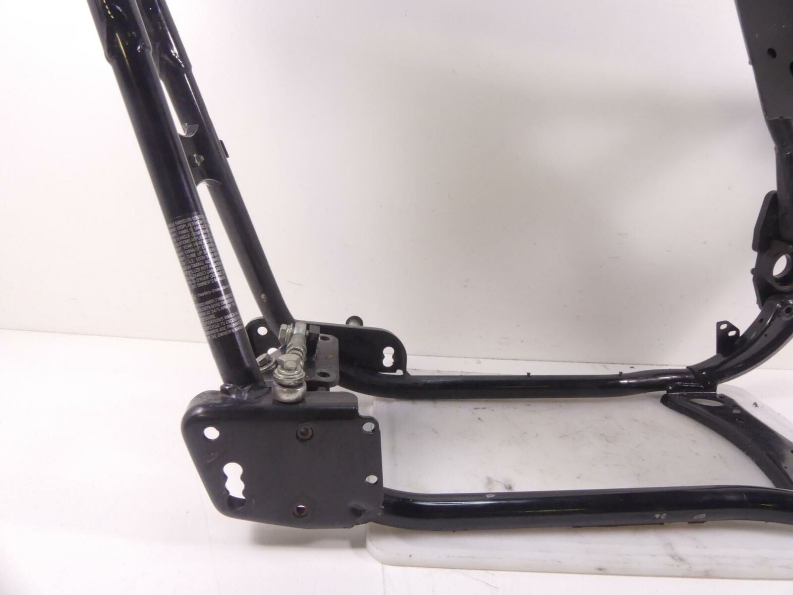 2005 Harley Touring CVO FLHTCSE Electra Glide Straight Main Frame -Slvg 47900-0 {{ shop.shopifyCountryName }} - Mototech271