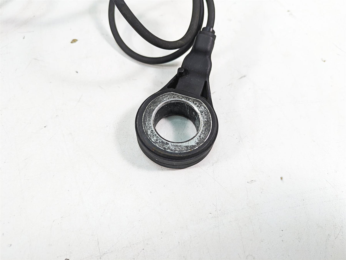 2014 Harley Touring FLHTK Electra Glide Abs Brake Wheel Speed Sensors 32700015 {{ shop.shopifyCountryName }} - Mototech271