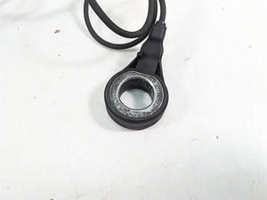 2014 Harley Touring FLHTK Electra Glide Abs Brake Wheel Speed Sensors 32700015