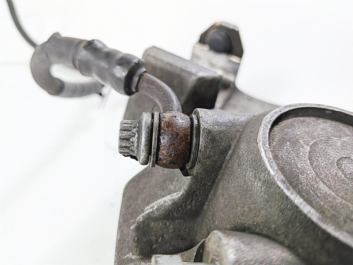 1993 Harley Touring FLHTCU Electra Glide Rear Brake Caliper & Bracket 44050-87 {{ shop.shopifyCountryName }} - Mototech271