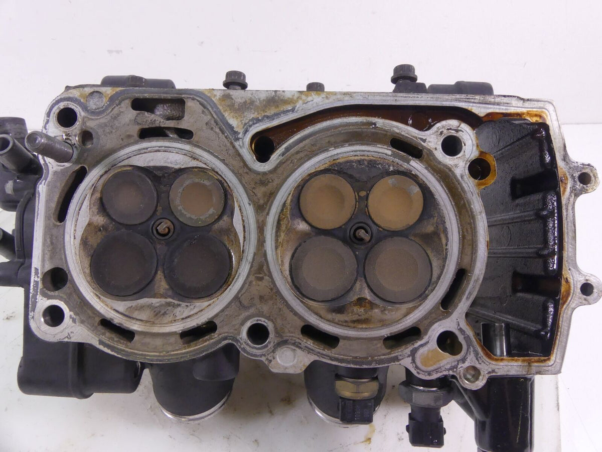 2010 BMW F800GS K72 Cylinderhead Cylinder Head Housing + Camshaft Set 1112853598 {{ shop.shopifyCountryName }} - Mototech271