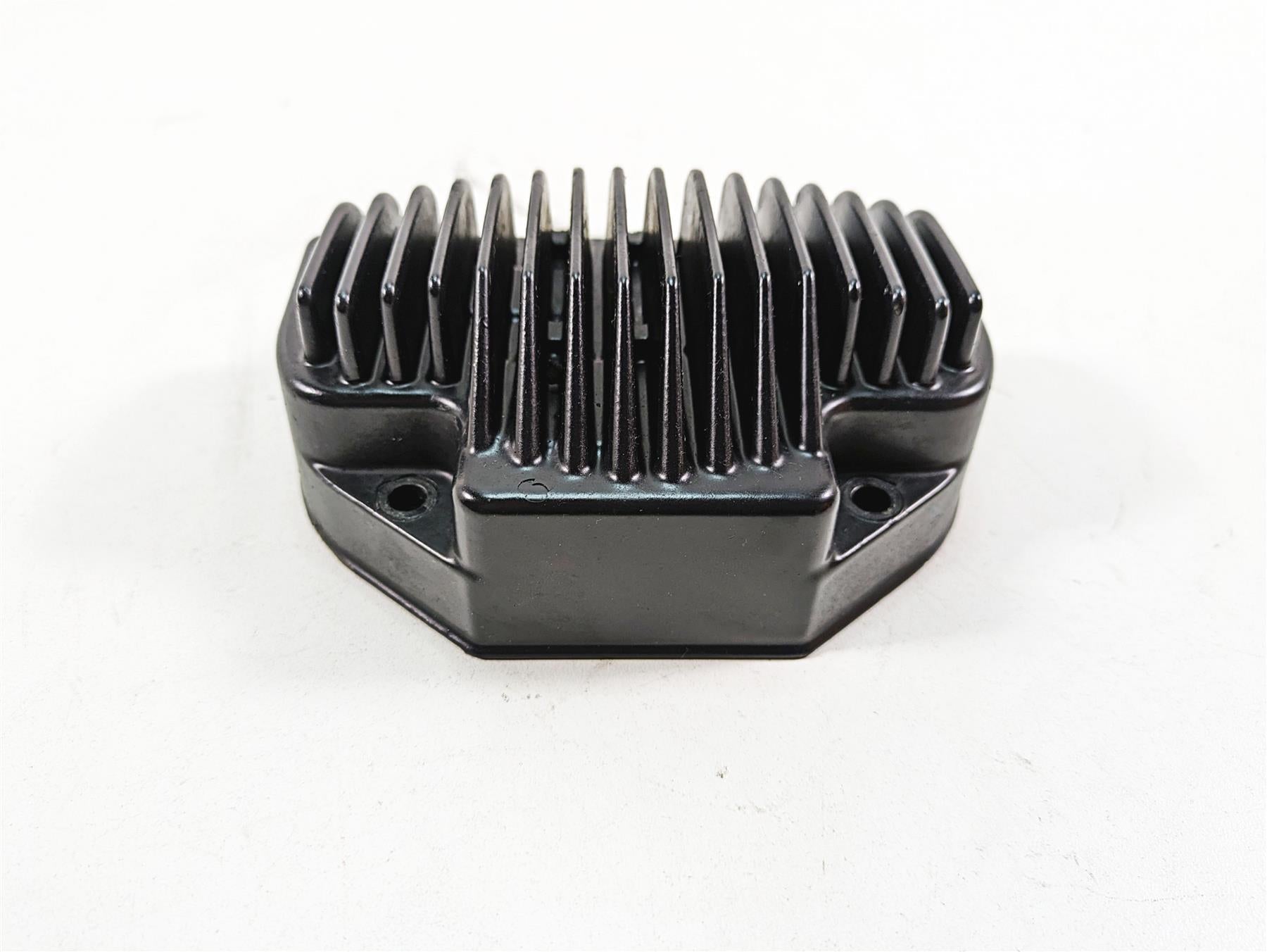 2009 Harley FXDC Dyna Super Glide Custom Rectifier Voltage Regulator 74631-08A {{ shop.shopifyCountryName }} - Mototech271