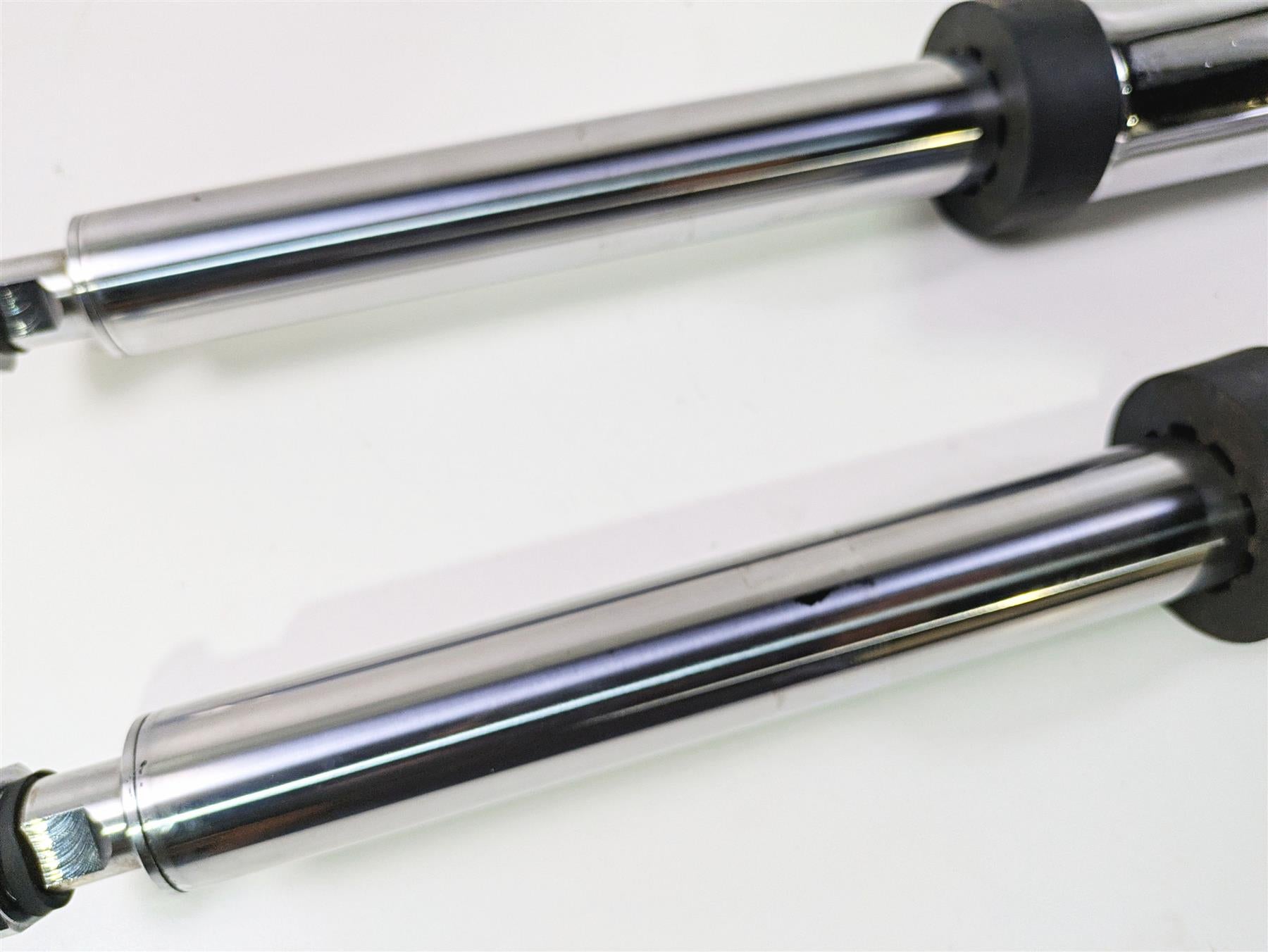 2007 Harley Touring FLHRSE CVO Road King Chrome Front Fork Leg Set 41mm 46240-02 {{ shop.shopifyCountryName }} - Mototech271