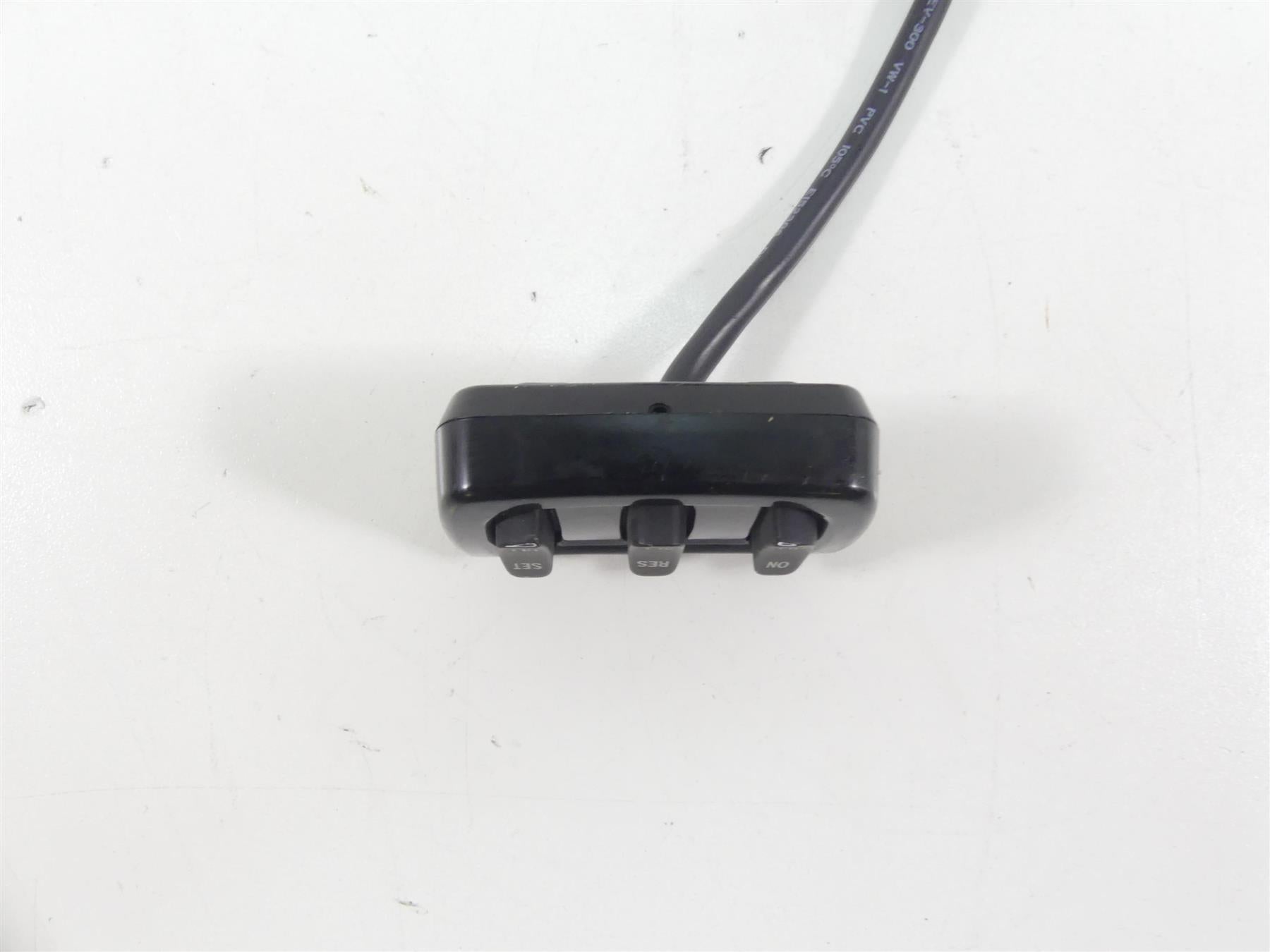 2015 Victory Cross Country Tour Right Cruise Control Switch Panel 4013049 {{ shop.shopifyCountryName }} - Mototech271