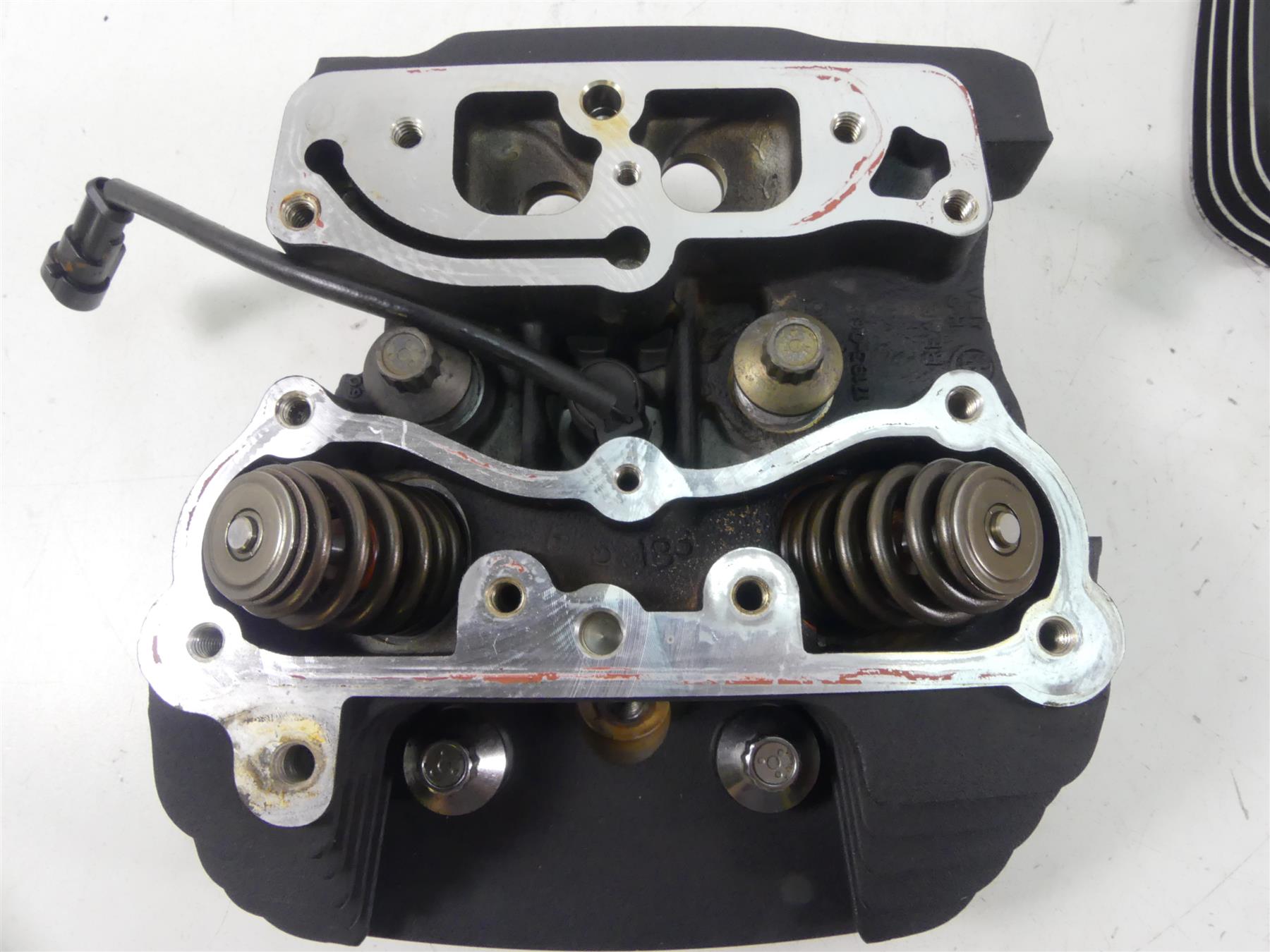 2013 Harley Touring FLHX Street Glide Cylinderheads Cylinder Head Set 17192-06B {{ shop.shopifyCountryName }} - Mototech271