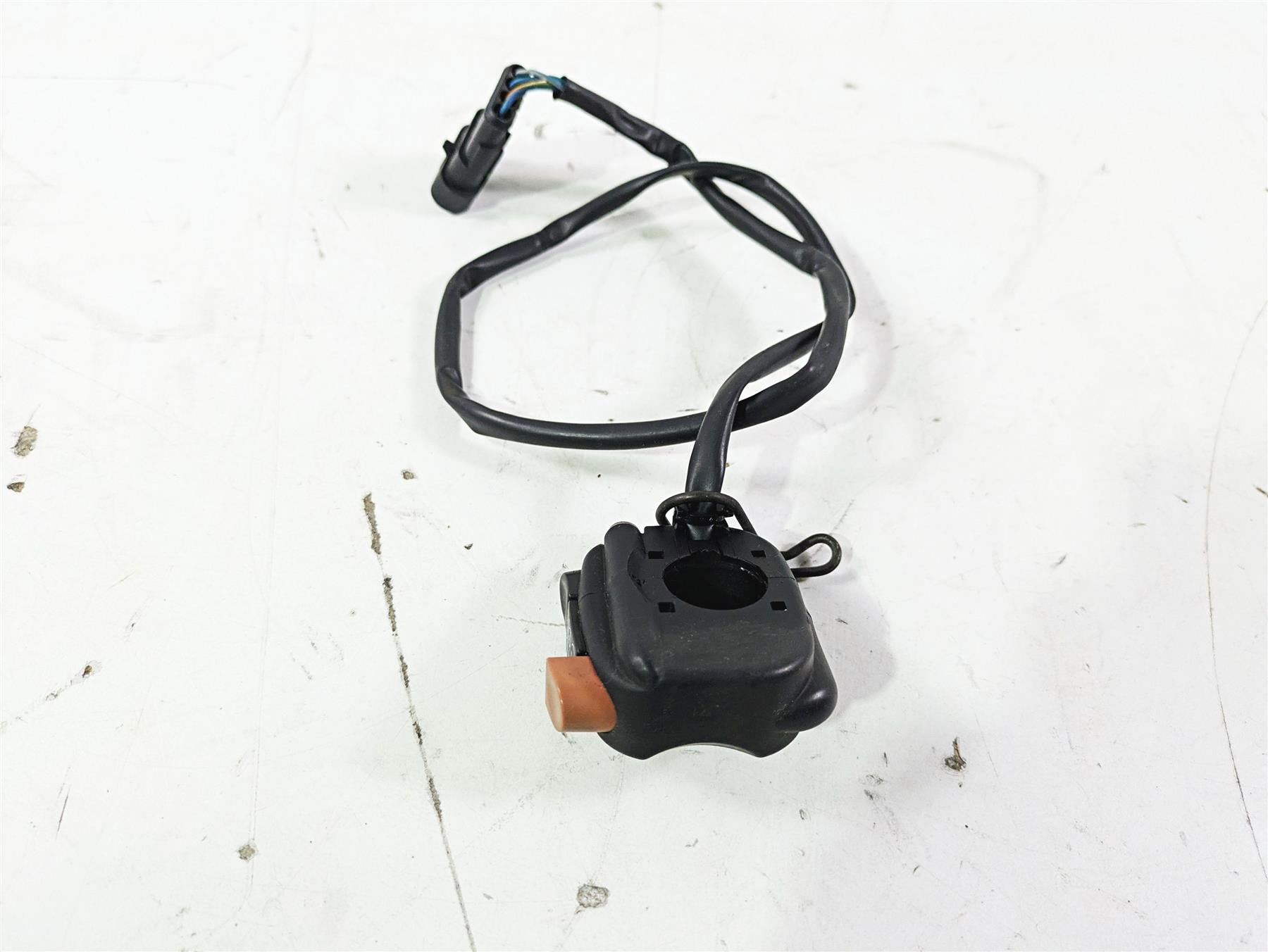 2008 Aprilia RSVR 1000 Factory Domino Right Hand Control Switch AP8118637 {{ shop.shopifyCountryName }} - Mototech271