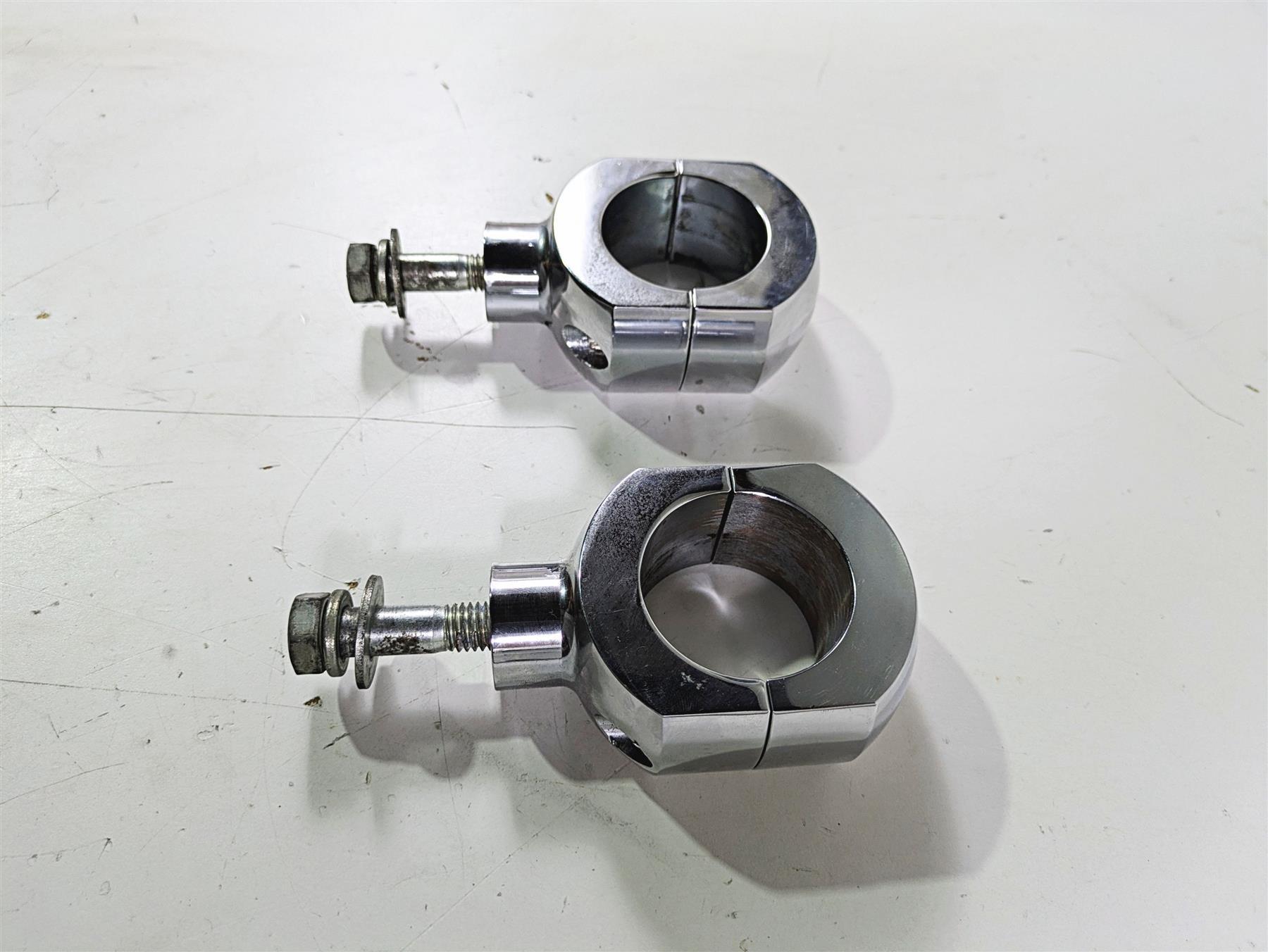 2003 Harley Softail FXSTDI Deuce 100th Aftermarket 2" Handlebar Riser Set {{ shop.shopifyCountryName }} - Mototech271
