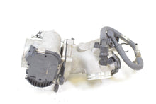Load image into Gallery viewer, 2017 Indian Chieftain Limited Throttle Body &amp; Intake Manifold -Read5138214
