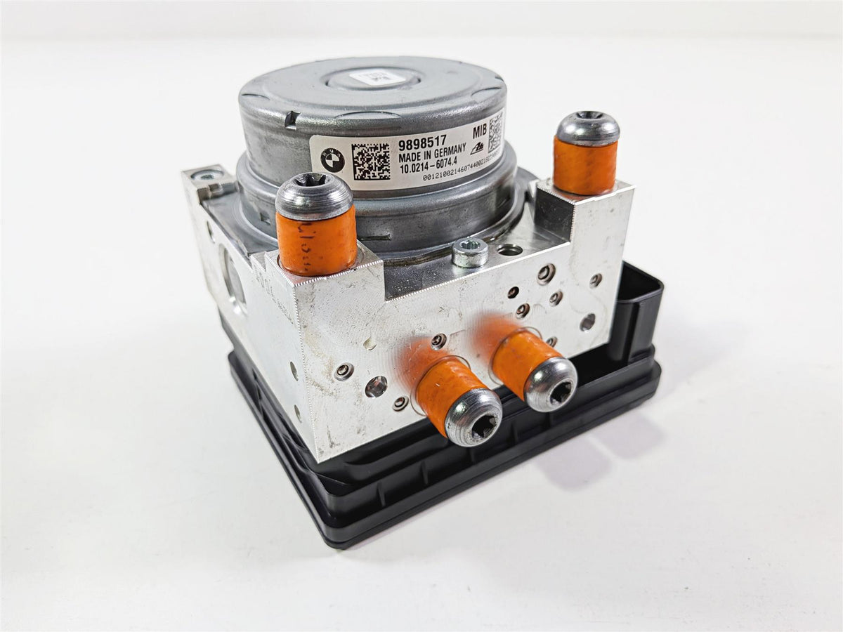 2019 BMW R1250GS K50 Abs Brake Pump Unit Module 34519898518 34519898517 {{ shop.shopifyCountryName }} - Mototech271