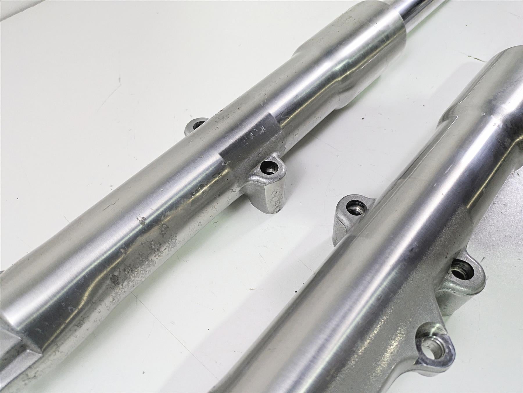 2014 Harley FLS Softail Slim Front Fork Leg Set Showa 45915-08A 45916-07A {{ shop.shopifyCountryName }} - Mototech271