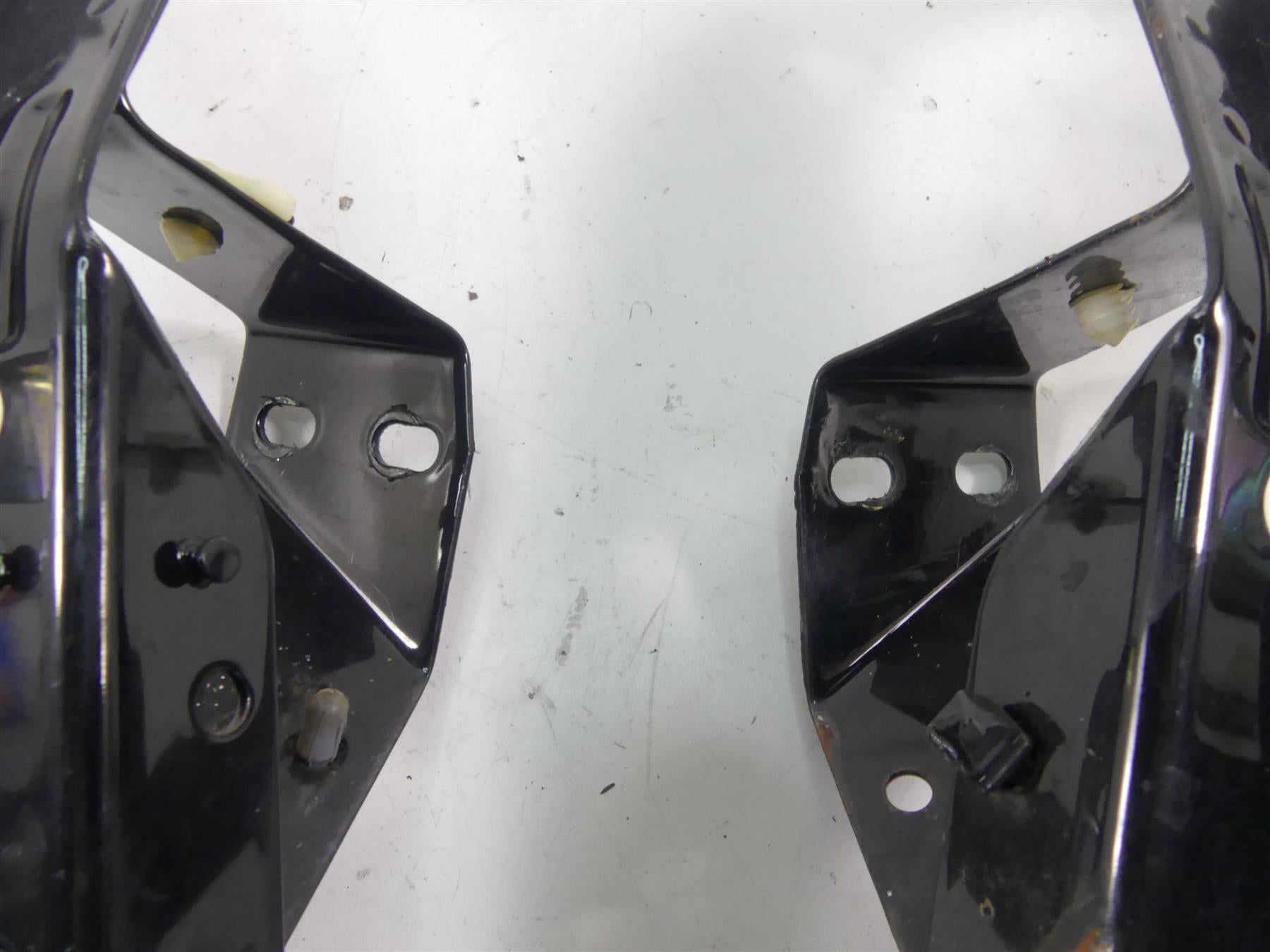 2013 Harley Touring FLHTK Electra Glide Front Fairing Bracket Set 58478-96 {{ shop.shopifyCountryName }} - Mototech271