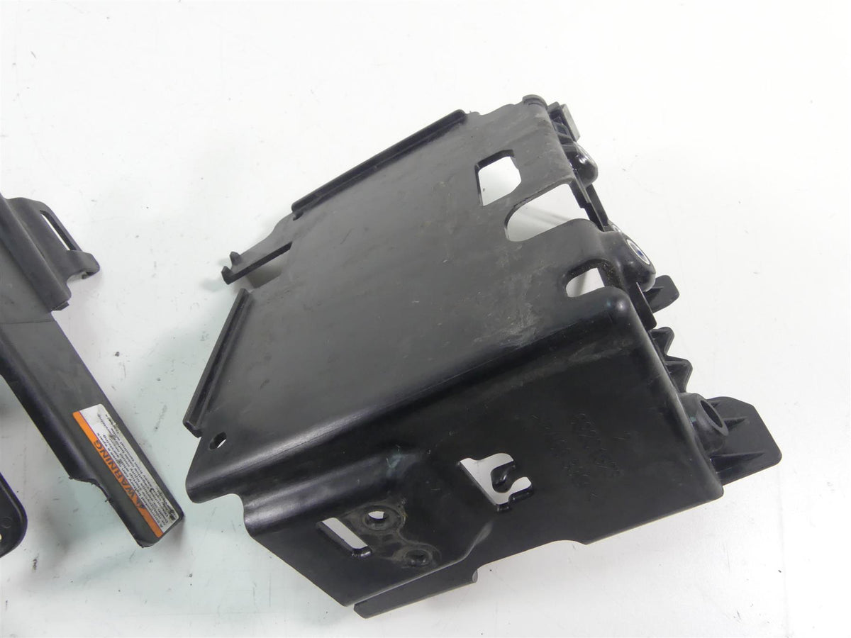 2021 Harley Softail FLSB Sport Glide Electrical Battery Holder Set 69201632 {{ shop.shopifyCountryName }} - Mototech271
