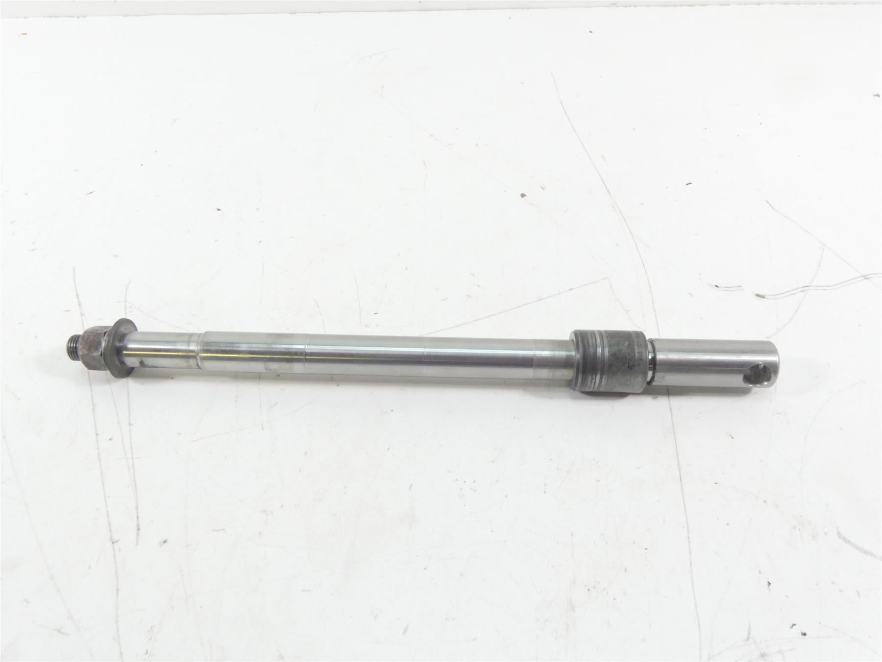 1998 Harley Touring FLHTC Electra Glide Front 3/4 Wheel Spindle Axle 43346-83 {{ shop.shopifyCountryName }} - Mototech271