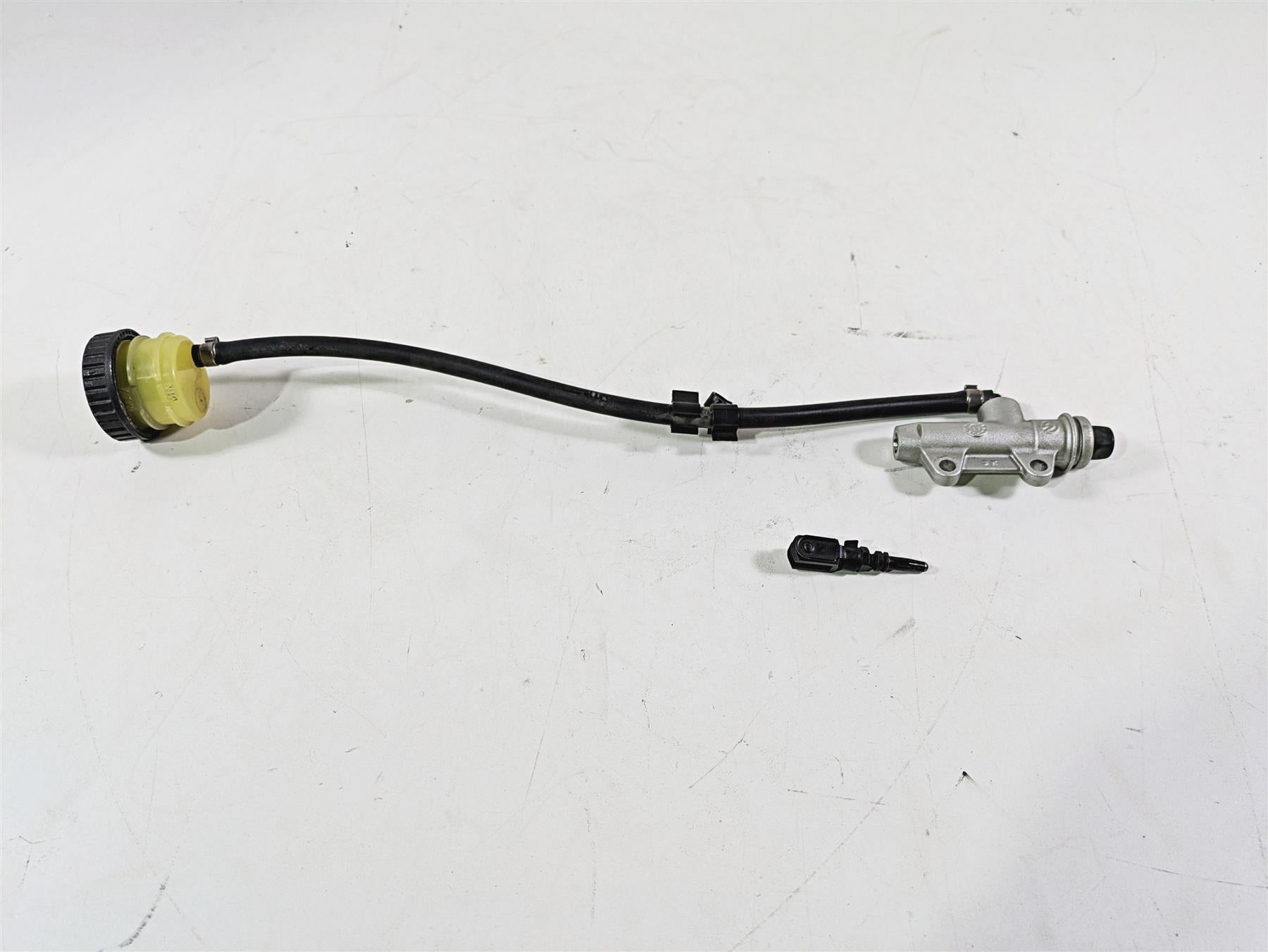 2012 BMW R1200R K27 Brembo Rear Brake Master Cylinder 34318529423 | Mototech271