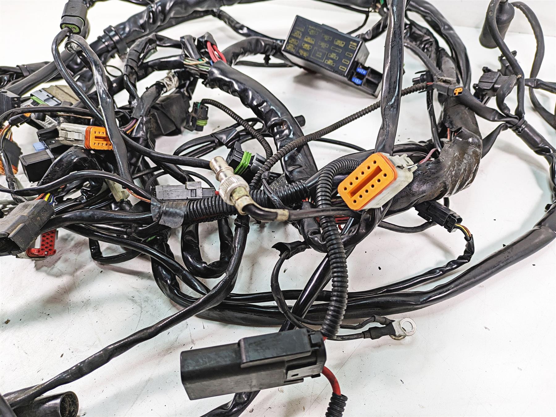 2005 Harley Touring FLHTCUI Electra Glide Main Wiring Harness Loom 70985-05 {{ shop.shopifyCountryName }} - Mototech271