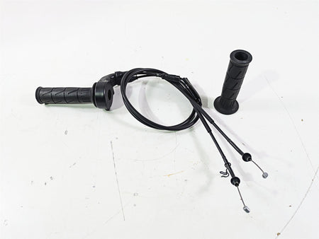 2022 Kawasaki ZR900RS Cafe Throttle Grip & Cable Set 2099-0049 46019-0001 {{ shop.shopifyCountryName }} - Mototech271