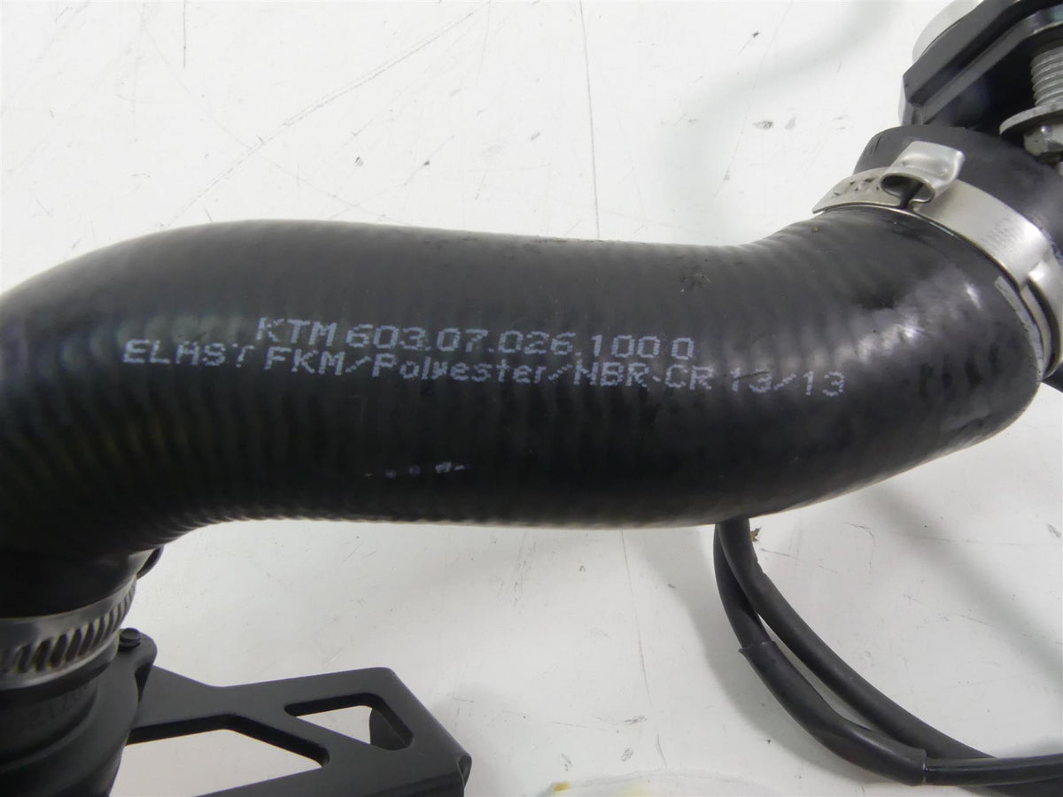 2015 KTM 1190 Adventure R Oil Filler + Level Sender & Hose - Read 61338085100 {{ shop.shopifyCountryName }} - Mototech271