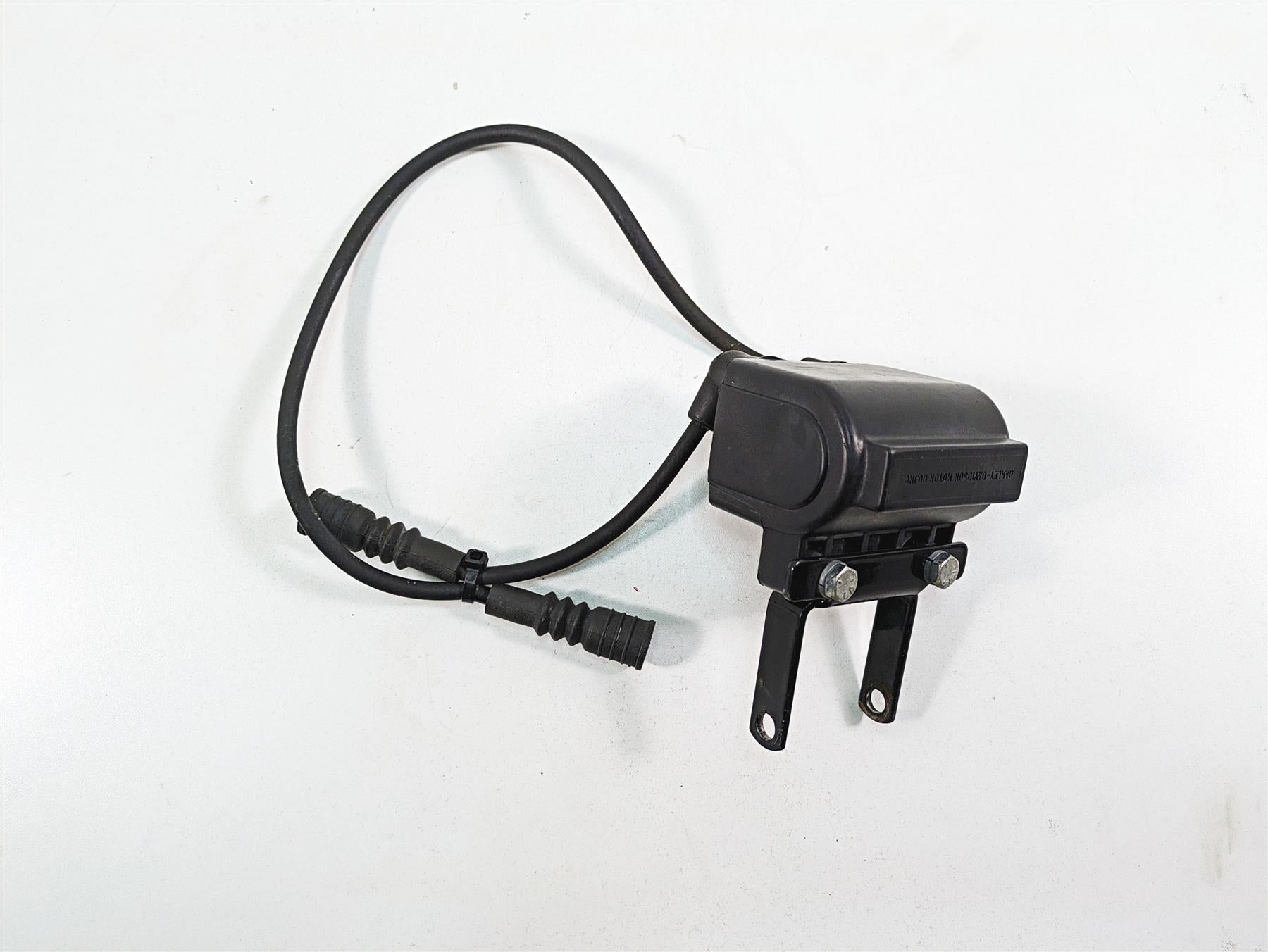 1986 Harley Sportster XLH 883 Ignition Coil Wires Plugs Set 31614-83A {{ shop.shopifyCountryName }} - Mototech271
