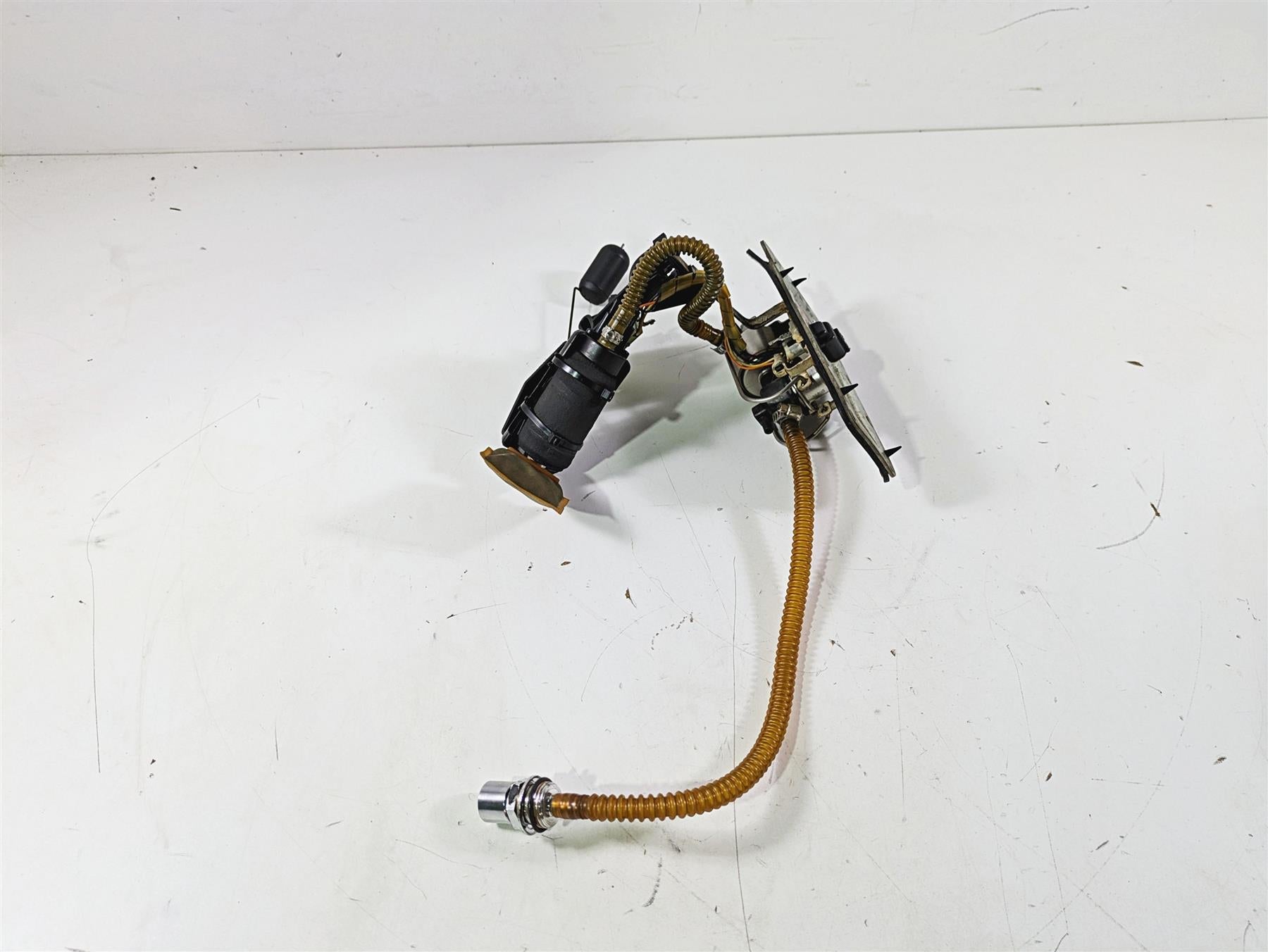 2003 Harley Softail FXSTDI Deuce 100th Fuel Gas Petrol Pump - Tested 62897-01B {{ shop.shopifyCountryName }} - Mototech271