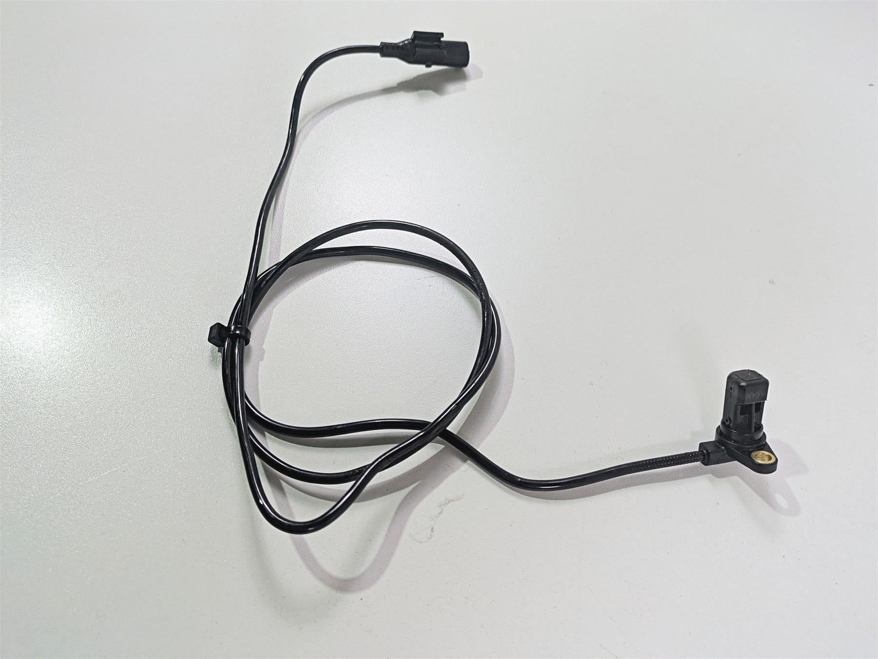 2022 BMW RnineT Pure K22 Rear Abs Brake Wheel Speed Sensor 34527677824 {{ shop.shopifyCountryName }} - Mototech271