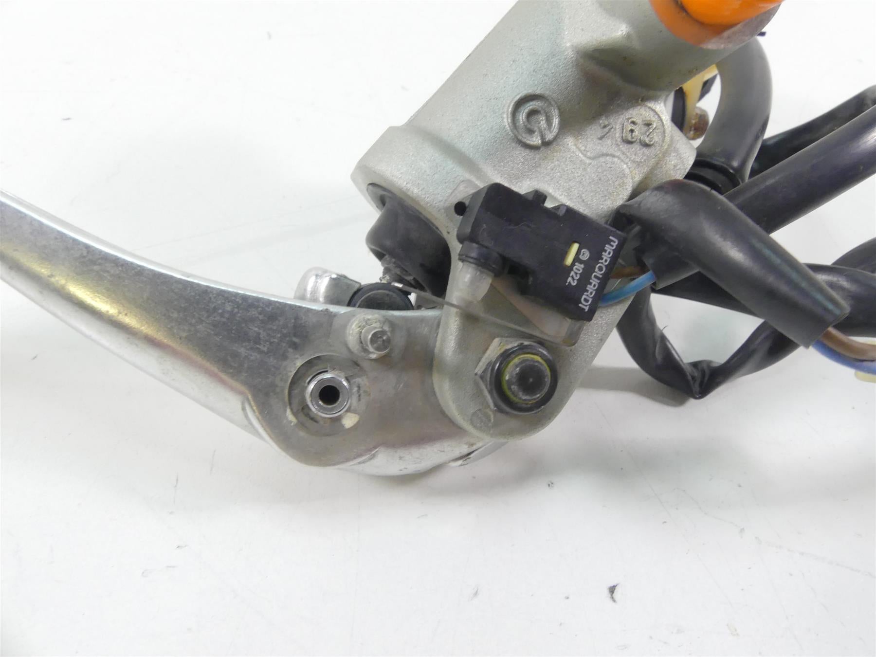 2008 Ducati Hypermotard 1100 Brembo Radial Clutch Master Cylinder 63040411A {{ shop.shopifyCountryName }} - Mototech271