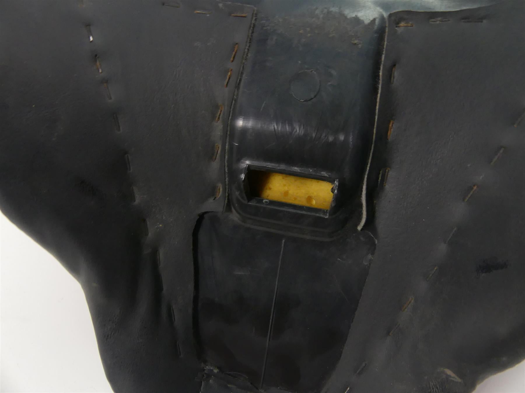 2013 Harley Touring FLTRX Road Glide Dual Driver Seat Saddle - No Tears 52000142 {{ shop.shopifyCountryName }} - Mototech271