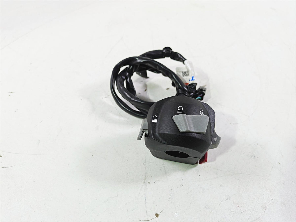 2023 BMW G310R K03 Left Hand Light Horn Control Switch 61318545349 {{ shop.shopifyCountryName }} - Mototech271