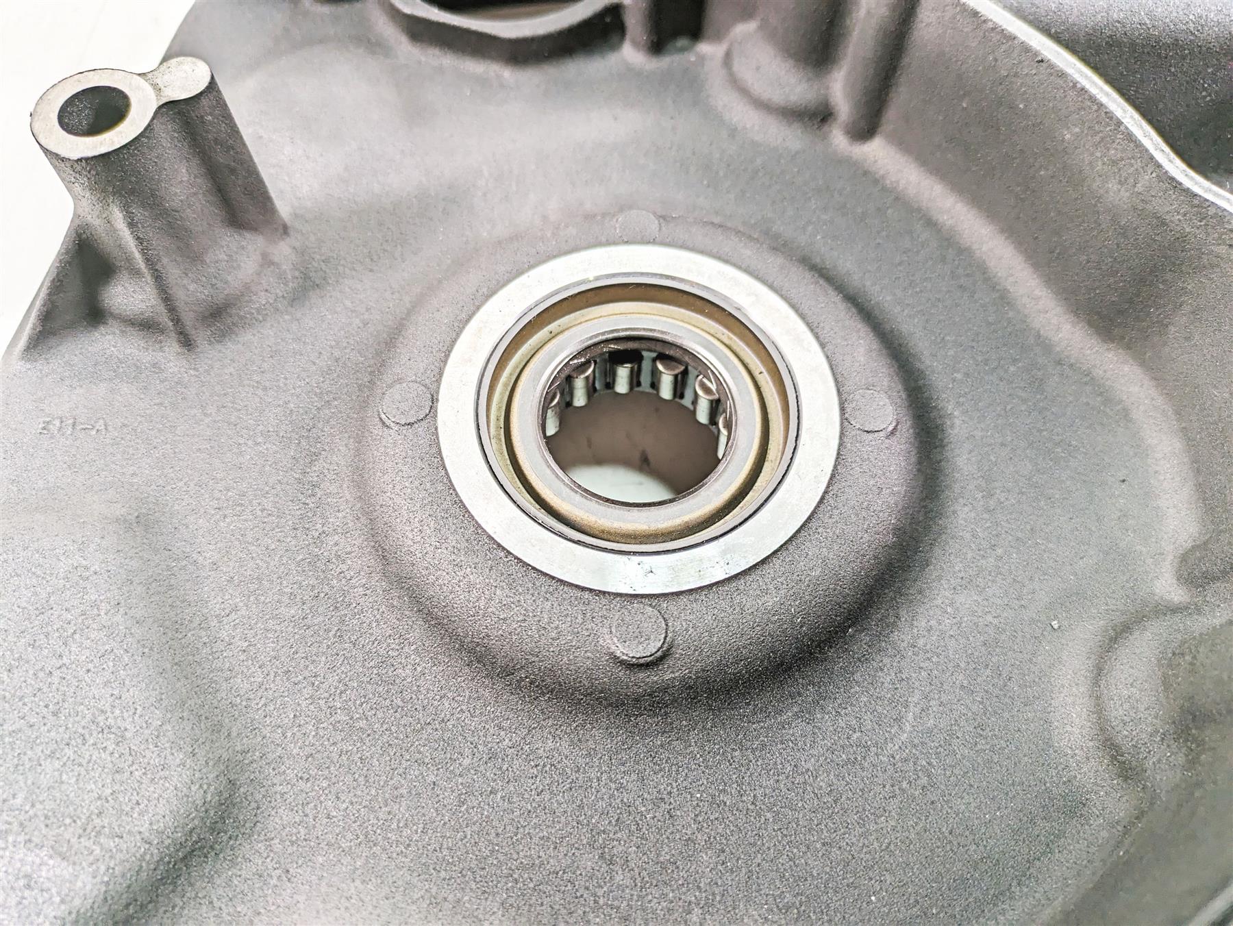 2015 Harley Touring FLHXS Street Glide Inner Primary Drive Clutch Cover 60677-07 {{ shop.shopifyCountryName }} - Mototech271
