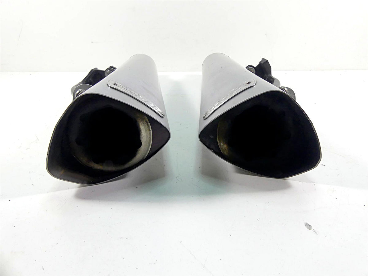 2013 Harley VRSCF Muscle Vrod Vance Hines Exhaust Slip On Muffler Set 1801-0343 {{ shop.shopifyCountryName }} - Mototech271