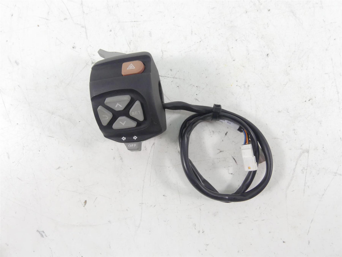 2015 KTM 1290R Super Duke Left Hand Turn Signal Light Control Switch 60311070100 {{ shop.shopifyCountryName }} - Mototech271