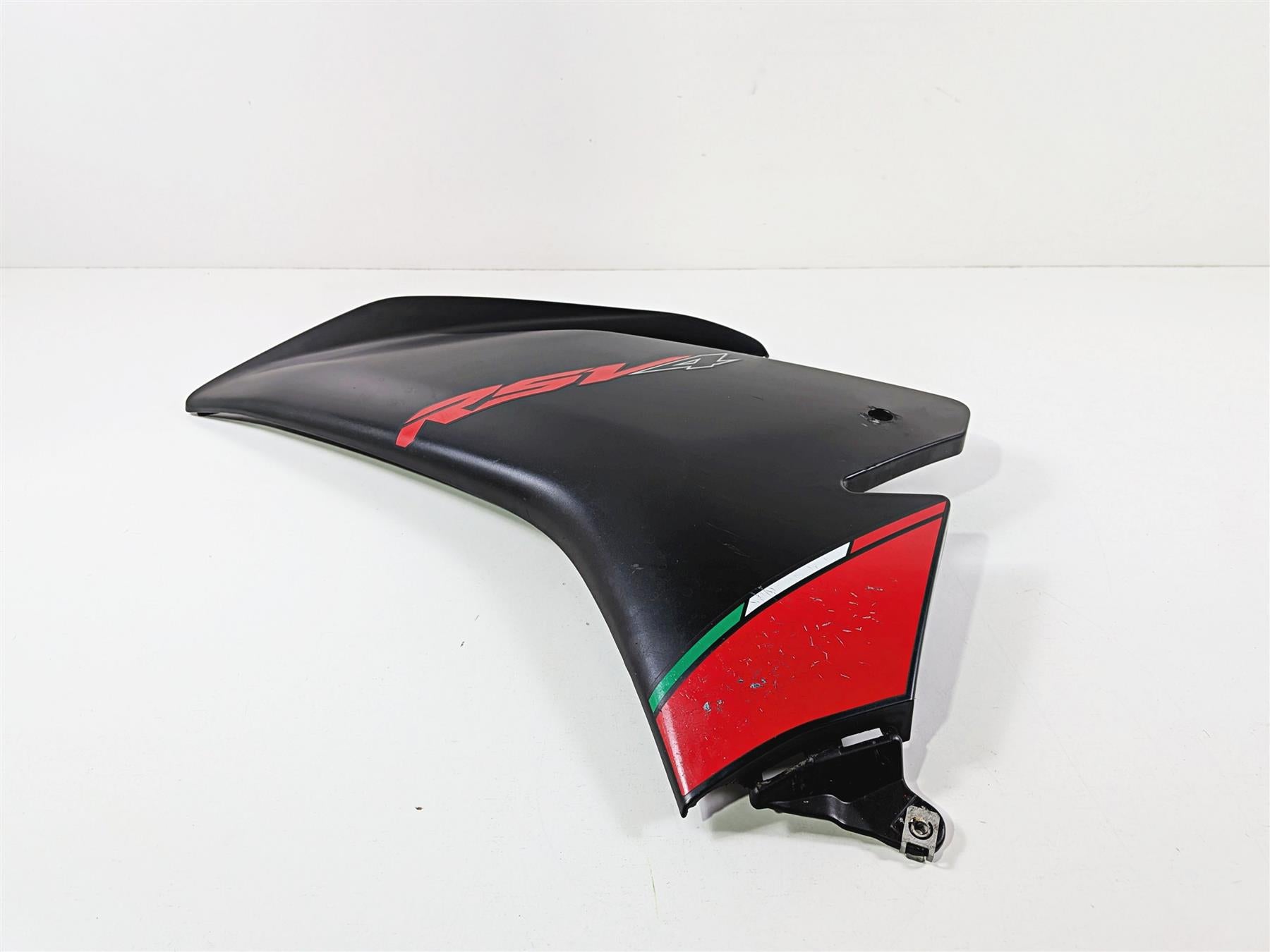 2014 Aprilia RSV4 RR Factory Main Upper Left Side Cover Fairing B043469 897363 {{ shop.shopifyCountryName }} - Mototech271