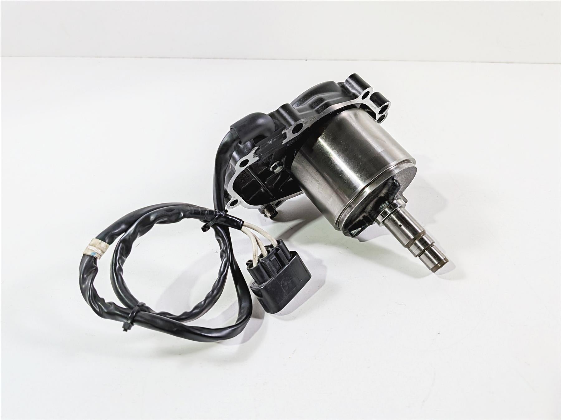 2008 Yamaha YZF R1 RN19 Stator Rotor & Engine Side Cover 2D1-81410-10-00 {{ shop.shopifyCountryName }} - Mototech271
