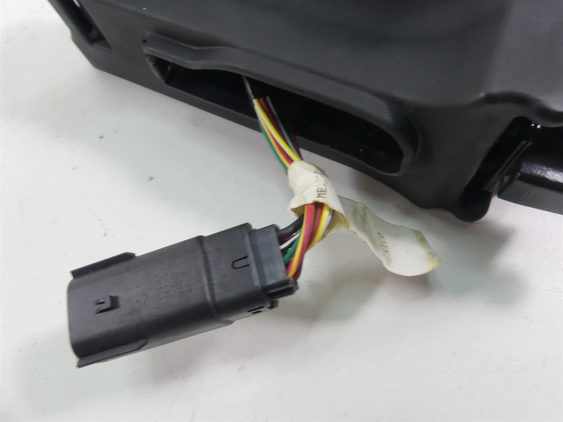 2021 Harley Softail FXBBS 114 Street Bob Horn & USB Wiring Box 69201654 {{ shop.shopifyCountryName }} - Mototech271