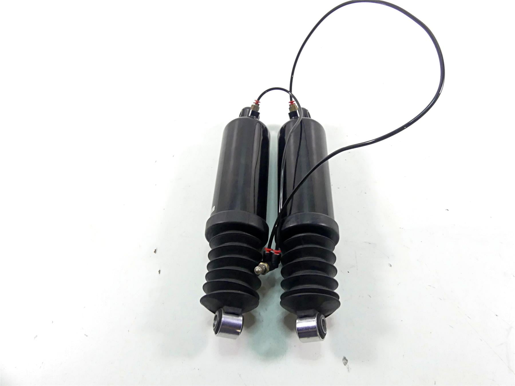 2007 Harley Touring FLHRSE CVO Road King Rear 12" Shock Damper Set 54669-07 {{ shop.shopifyCountryName }} - Mototech271