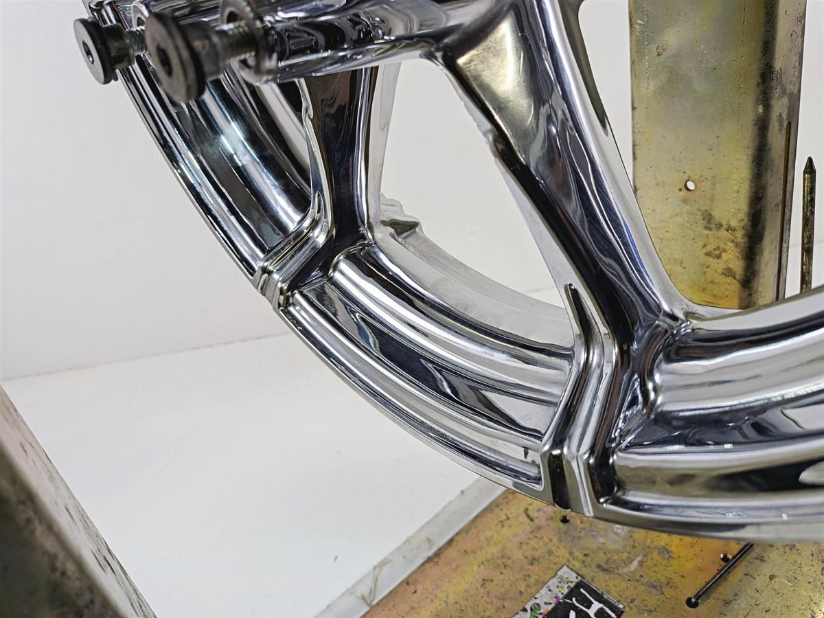 2015 Harley Touring FLTRUSE CVO Road Glide Nice Chrome Slicer Front Wheel Rim 17x3 43300388-Mototech271