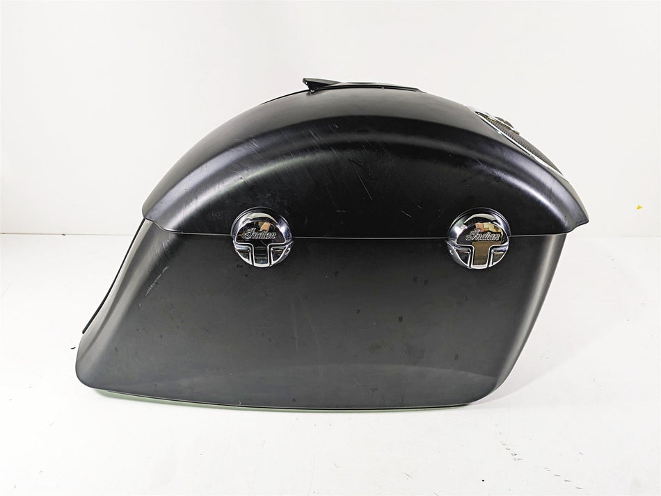 2018 Indian Chieftain Dark Horse Right Saddlebag Saddle Bag & Speaker 5451494 {{ shop.shopifyCountryName }} - Mototech271