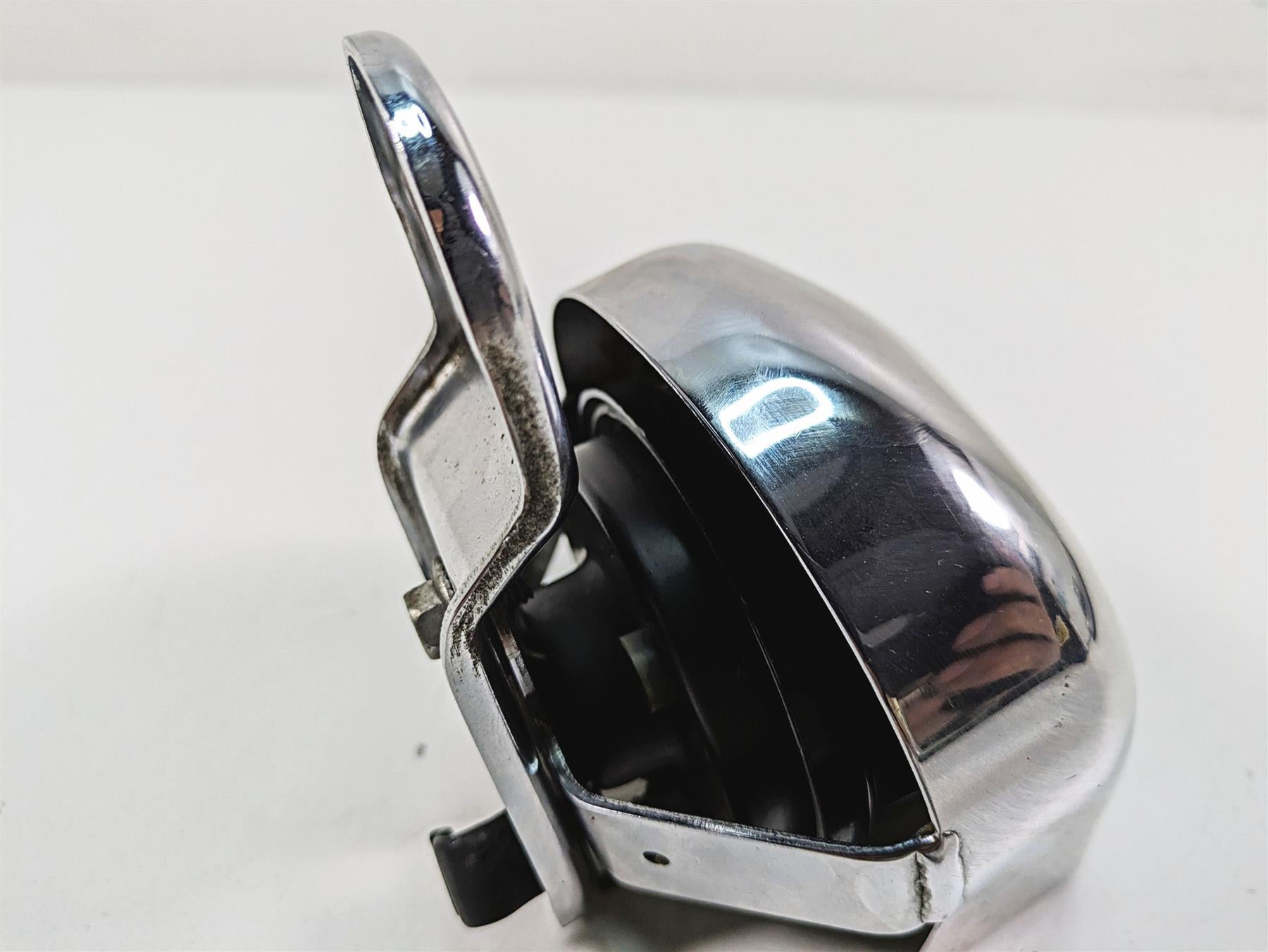 2006 Harley Sportster XL1200 Horn + Chrome Cover 61300478A {{ shop.shopifyCountryName }} - Mototech271