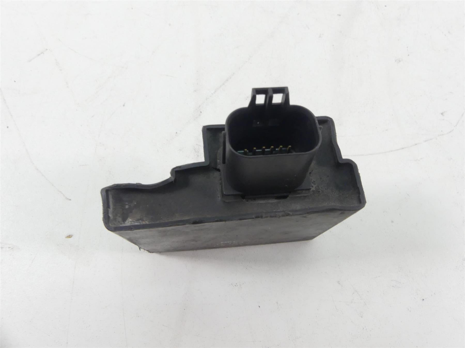 2018 Honda CBR1000 RR SC77 Led Turn Signal Relay Module - Read 38301-MKF-D41 {{ shop.shopifyCountryName }} - Mototech271