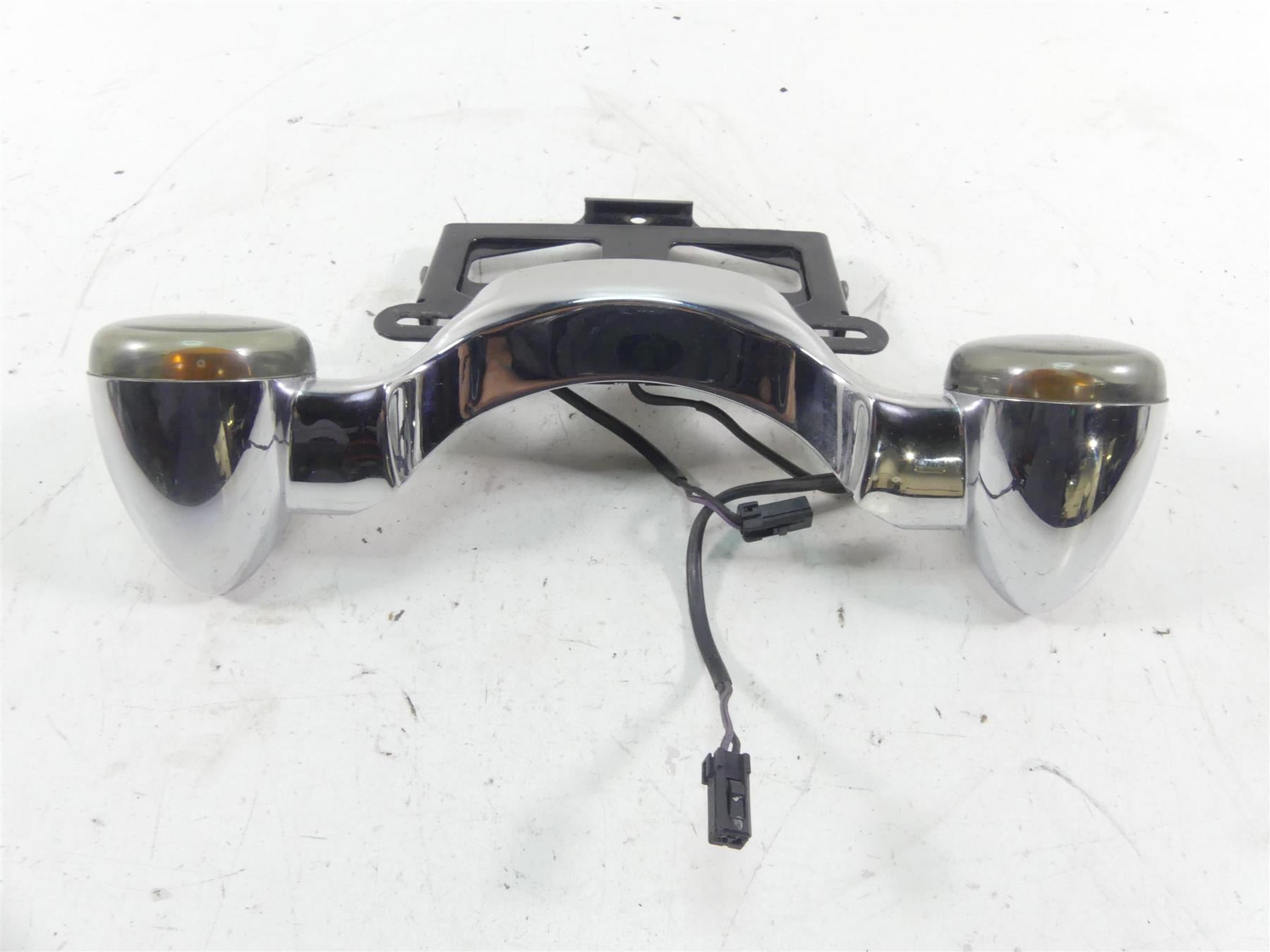 2005 Harley Touring CVO FLHTCSE Electra Glide Rear Turn Signal Blinker 68629-05 {{ shop.shopifyCountryName }} - Mototech271