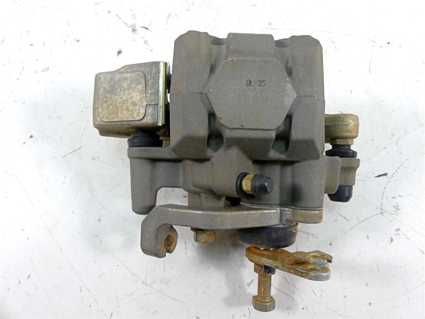 2020 Yamaha YFM 700 Raptor Rear Brake Caliper 5TG-2580W-21-00 {{ shop.shopifyCountryName }} - Mototech271