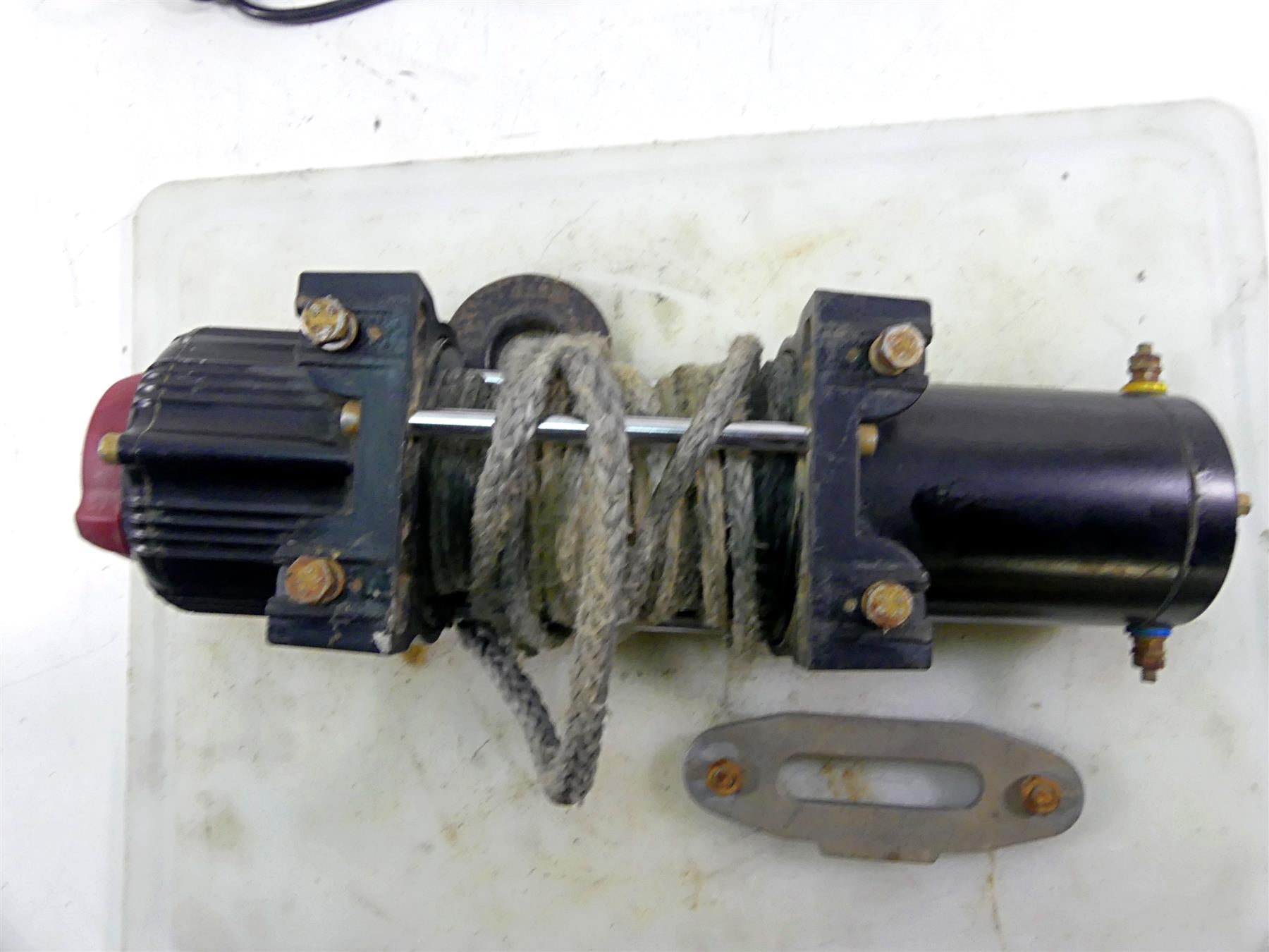 2016 Polaris RZR XP 1000 EPS Front Badland ZXR 5000 Winch 2635537 2204855 {{ shop.shopifyCountryName }} - Mototech271