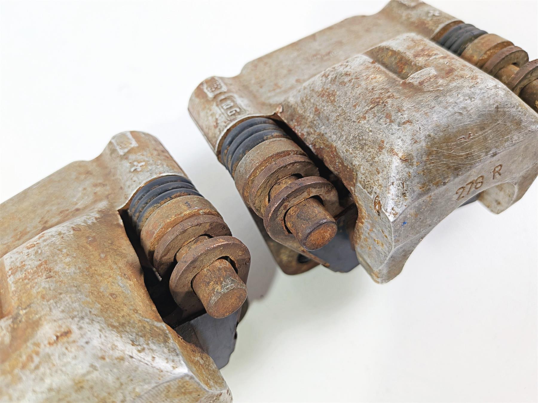 2012 Polaris Ranger 800 XP Rear Brake Caliper Set - Tested 1911373 1911374 {{ shop.shopifyCountryName }} - Mototech271